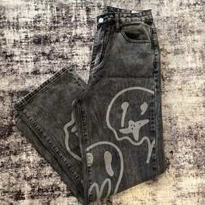 SHEIN Dark Gray Straight Jeans with Graphic